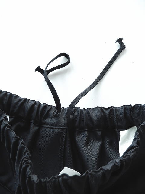BLACK COMME des GARCONS【ブラック コム デ ギャルソン】正規取り扱い